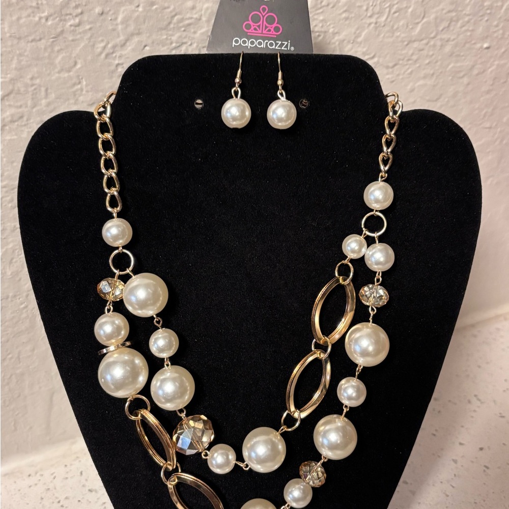 Paparazzi Cream and Gold Necklace with Multi-Strand Design